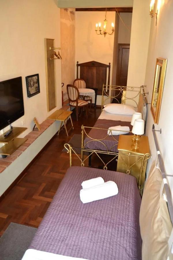 The Black Sheep B&B Florenţa Exterior foto