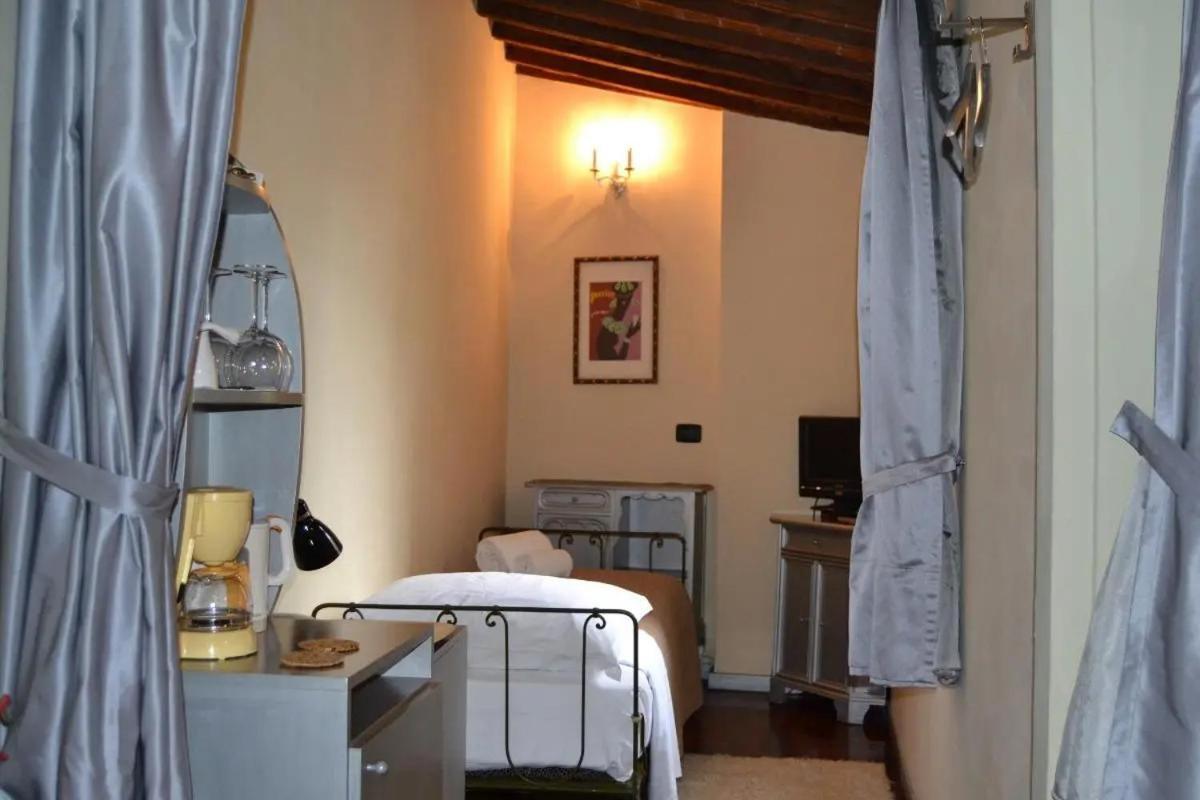 The Black Sheep B&B Florenţa Exterior foto